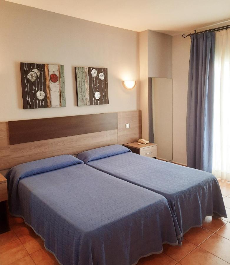 Hostal La Colonia ماربيا المظهر الخارجي الصورة